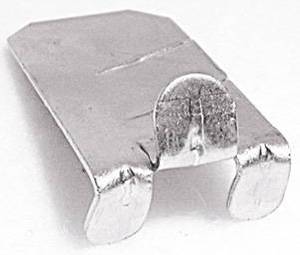 CLIP -RETAINS HOOD CENTER MOULDING Photo Main