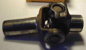 U-JOINT ASSEMBLY W/ YOKES (EXC. POWERGLIDE) Photo Main