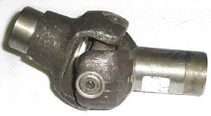 U-JOINT ASSEMBLY, 1-1/2TON, 34-39 FRONT & REAR AND 40 FRONT Photo Main