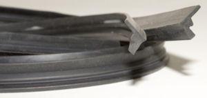 Chevrolet Car Door Glass Rubber Sweeper (In Slot Outside Out Of Door Glass Channel) Photo Main