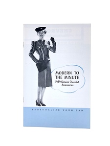Chevrolet Glove Box Accessory Book - Color Reproduction Photo Main